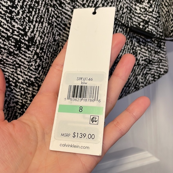NWT Calvin Klein Women’s Suit Jacket (Size 8) - Picture 4 of 5